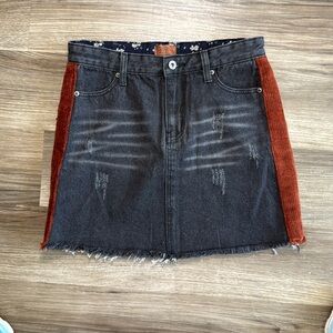 POL Women's‎ Size Medium Mini Skirt Black Denim Jean Edgy Destroyed VTG Trashed